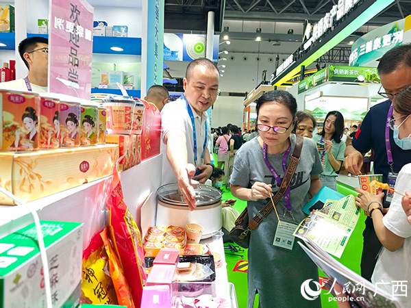 神冠集团携多款产品亮相第22届东博会